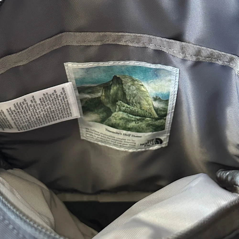 The North Face Black Berkeley Crossbody Bag. NWT’s.